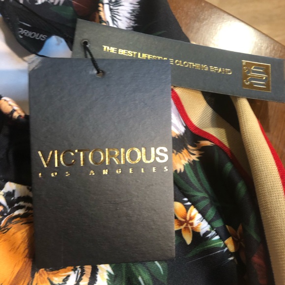 NWT Fashion Nova Victorious Troy Track Jacket - Black Size 2XL - Picture 8 of 10